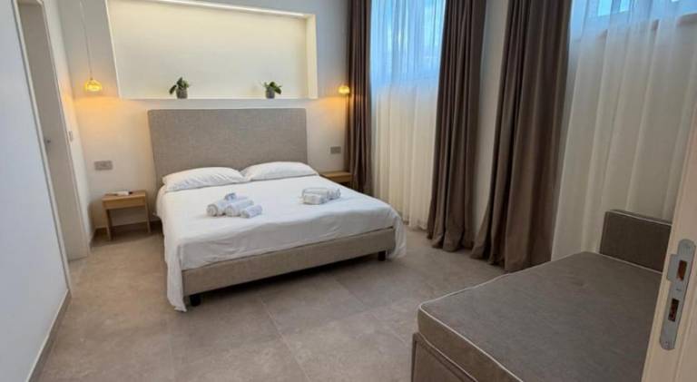 Serviced apartment with terrace — photo 2
