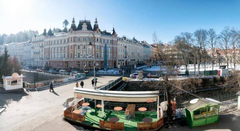 Holiday apartment with 1 room for 4 persons in Karlovy Vary