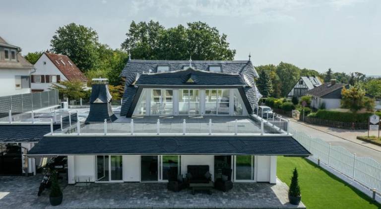 Rental apartment with patio, yard & barbeque in Geisenheim