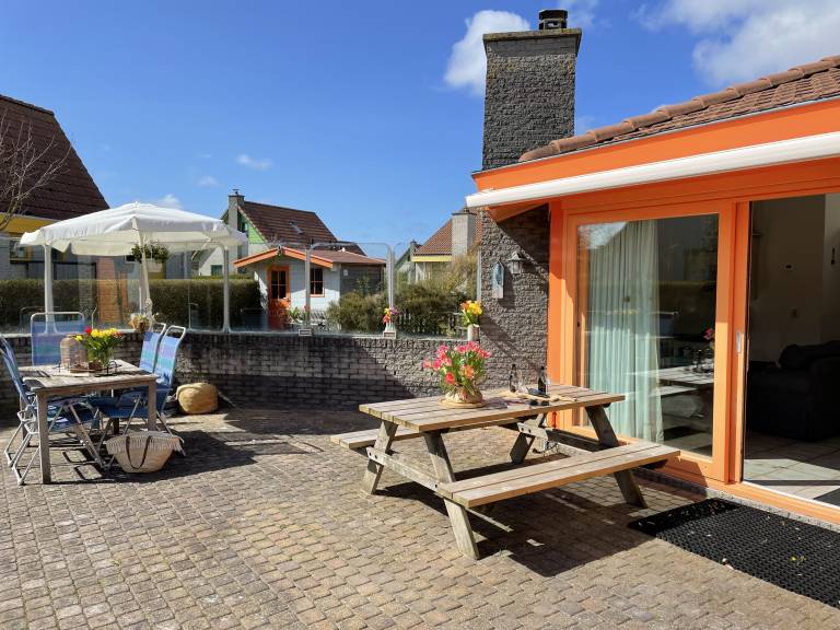 Ferienhaus mit Hund inJulianadorp, Niederländische Nordseeküste  f&uuml;r max. 5 Personen