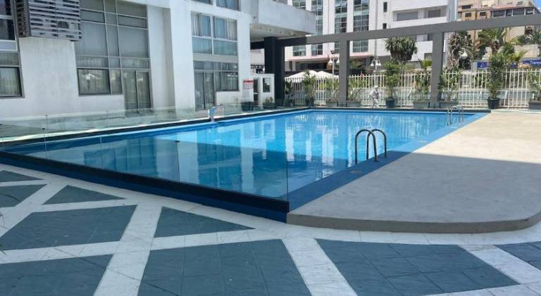 Apartment with pool — photo 5