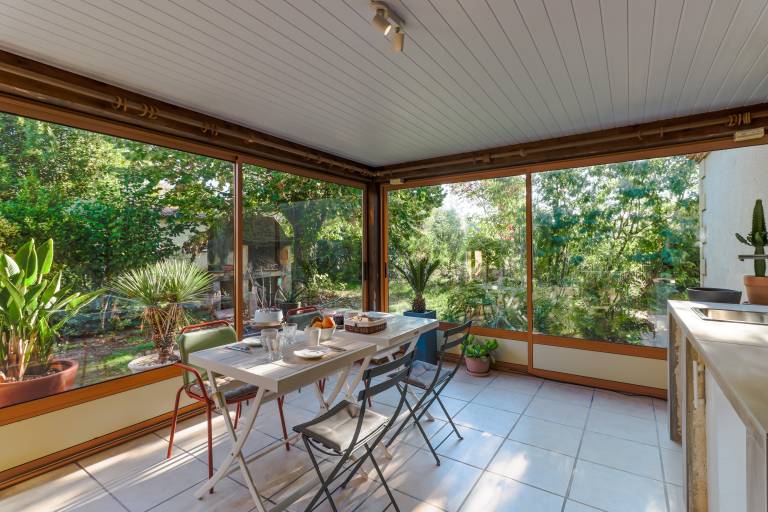 Charming vacation home with garden & patio | Pet-friendly — photo 4