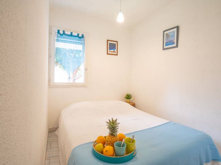 Apartment with pool & patio | Beach nearby | Pets are welcome — photo 5