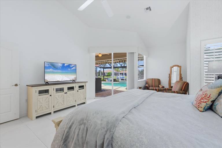 Punta Gorda Isles: An Unparalleled Waterfront Luxury Retreat — photo 4