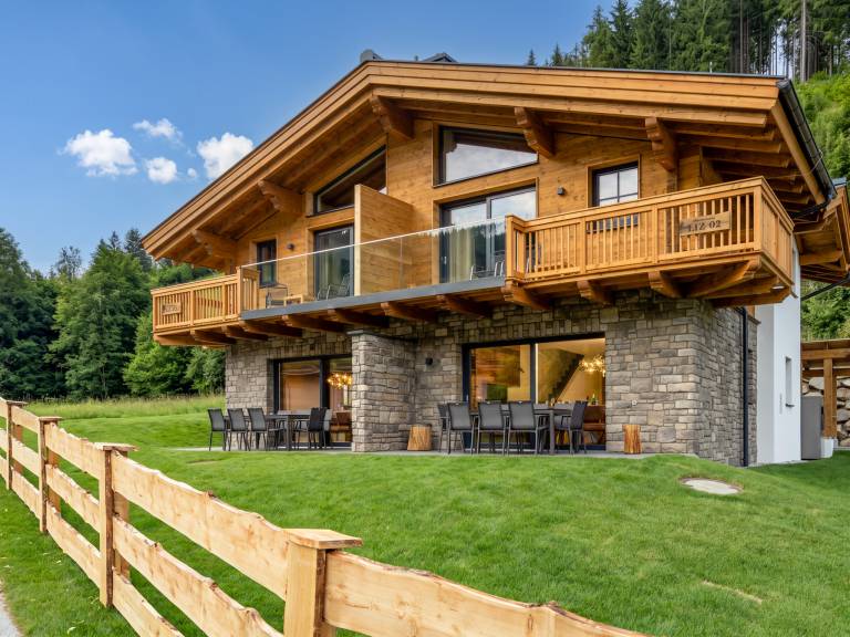 Chalet mit Hund in Mühlbach am Hochkönig für max. 12 Personen Chalet mit Hund in Mühlbach am Hochkönig für max. 12 Personen