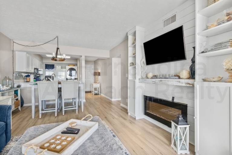Condo | Sea view — photo 5