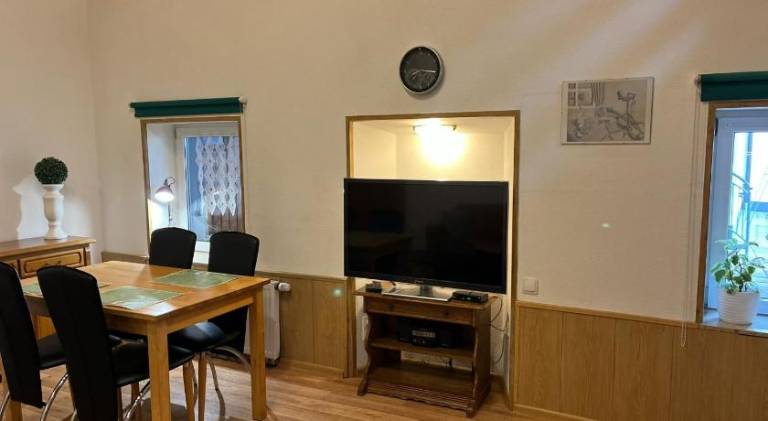 Rental apartment with yard, barbeque & patio | Suitable for remote work — photo 5