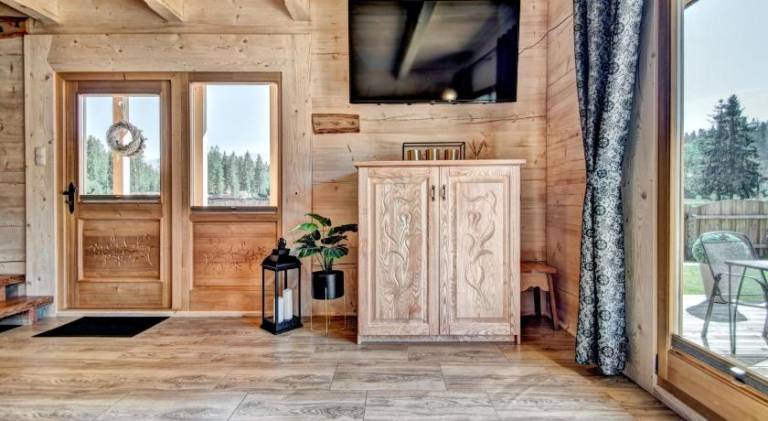 Vacation home with patio, sauna & yard — photo 2