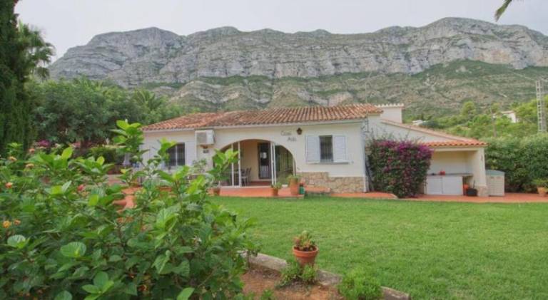 House with pool | Pets are welcome in Denia