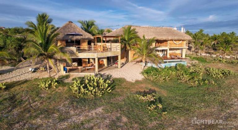 UtopiAmar Beach House & Suites in Oaxaca