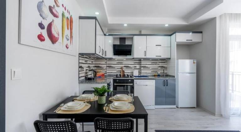 Fully equipped nice apartment | Next to Hadrian's Gate | Perfect for remote work | Dogs allowed — photo 3