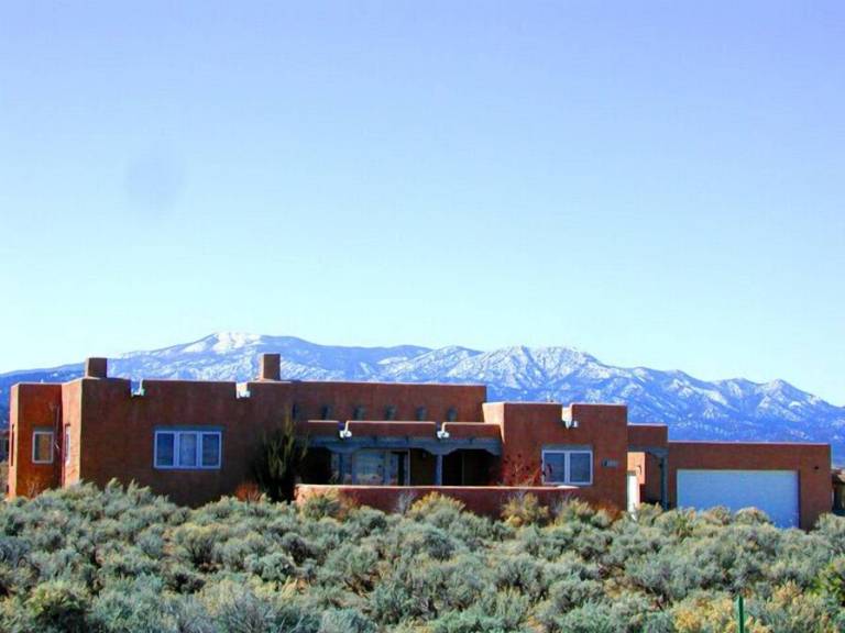 House Taos