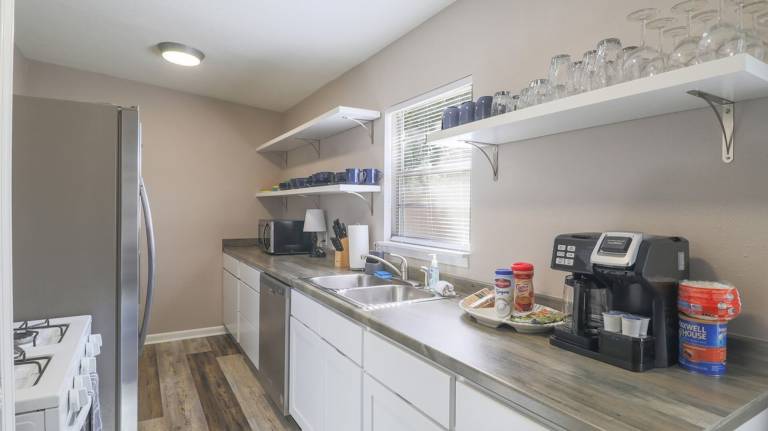 Walk-to-Beach Home with Fenced Yard — photo 4