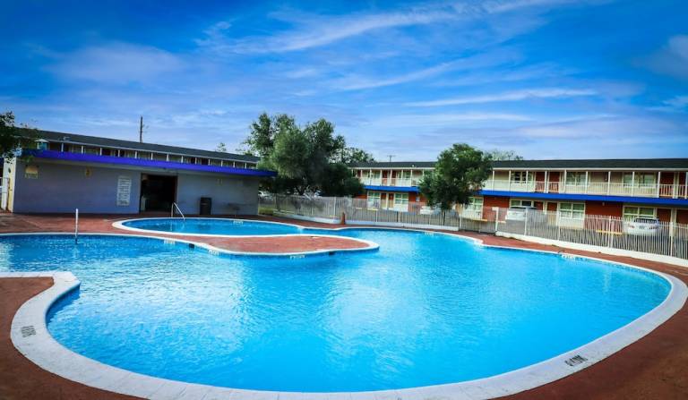 Motel  Laredo