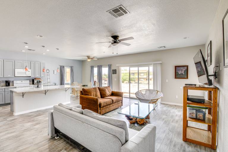 4 Mi to Casinos: Mtn-View Home in Bullhead City! in Bullhead City, AZ