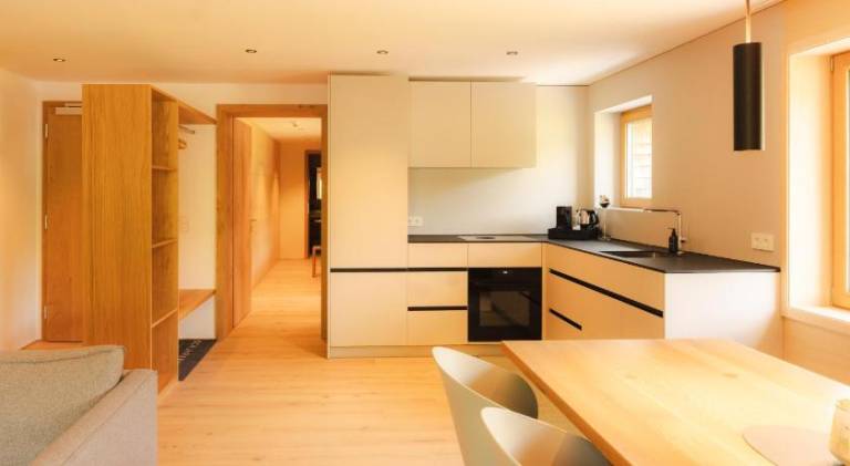 Serviced apartment with patio & sauna | Ski nearby | Pets allowed — photo 4