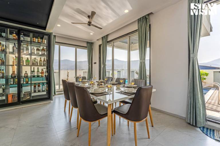 Villa with BBQ, patio & private pool | Pet-friendly — photo 3