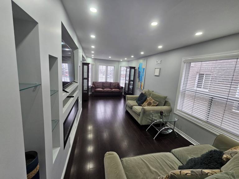 House  Barrie