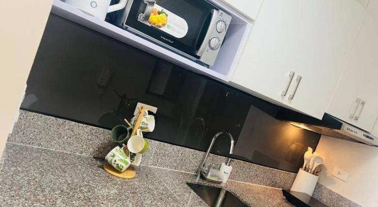 Serviced apartment with pool, garden & terrace — photo 5