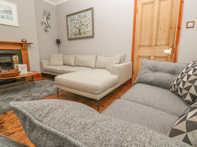 Family-friendly nice cottage | Beach view | Pets allowed — photo 4