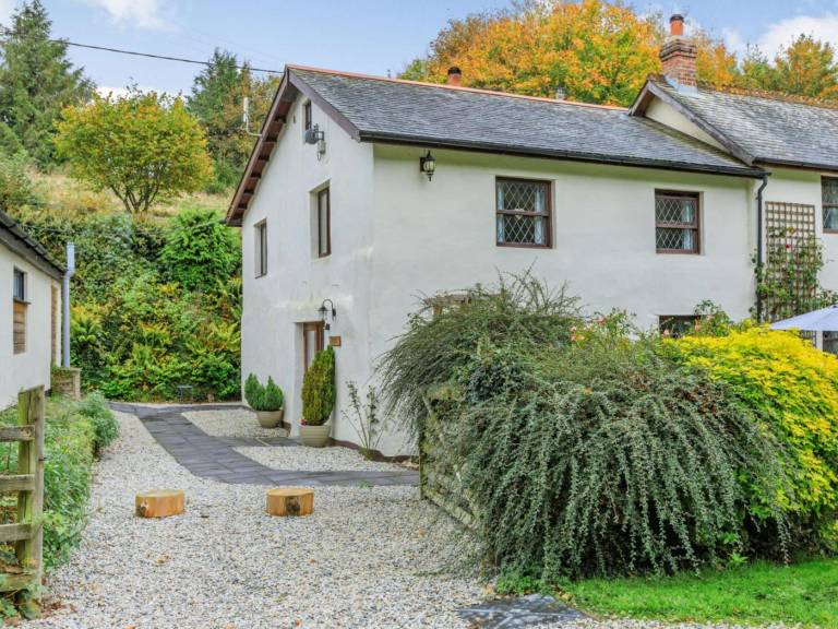 Fully equipped nice cottage with yard | Dogs allowed — photo 2