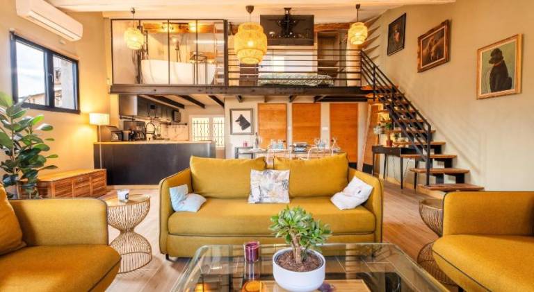 Apartment with 1 room for 4 persons in Meyreuil