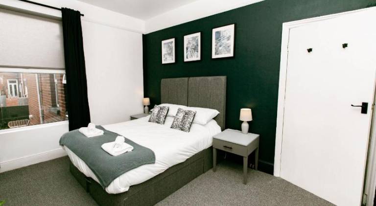 Central Apt Sleeps 6, Parking, Smart TV, Garden, Contact For Discounted Prices in Exeter