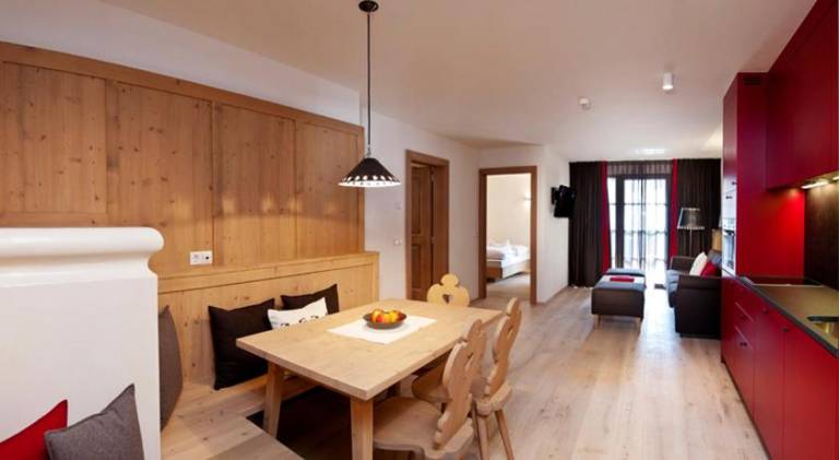 Beautiful serviced apartment with sauna, terrace & garden | Next to the ski | Dogs allowed — photo 3