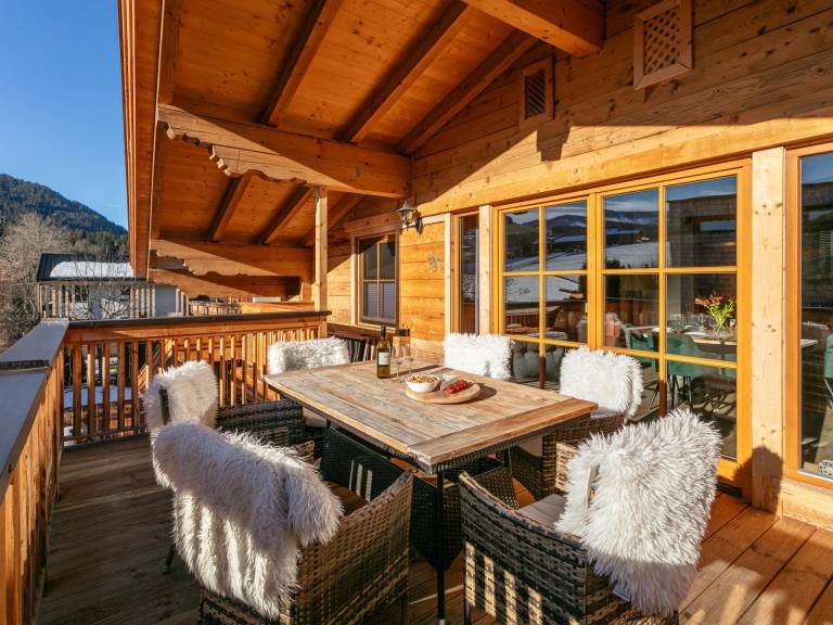 Ferienwohnung mit Hund in Hopfgarten im Brixental für max. 6 Personen Ferienwohnung mit Hund in Hopfgarten im Brixental für max. 6 Personen