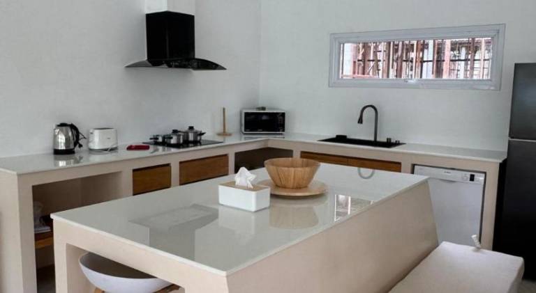 Villa with private pool — photo 5