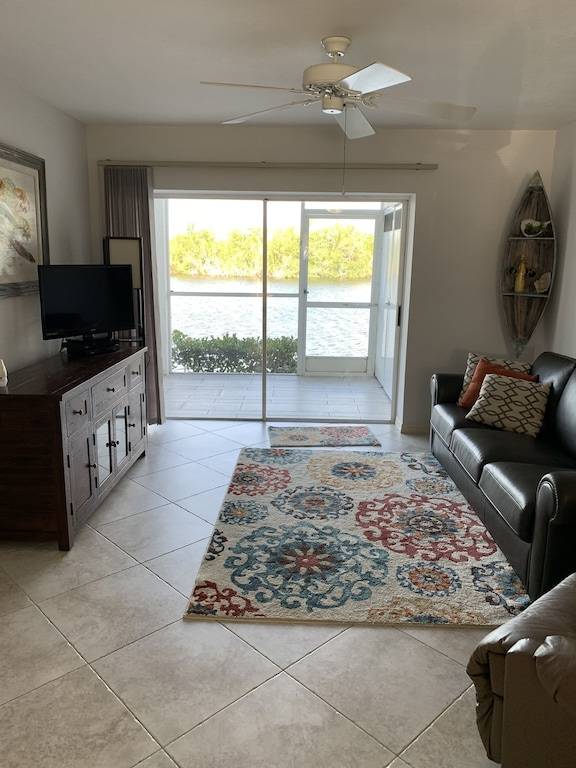 Condo Naples