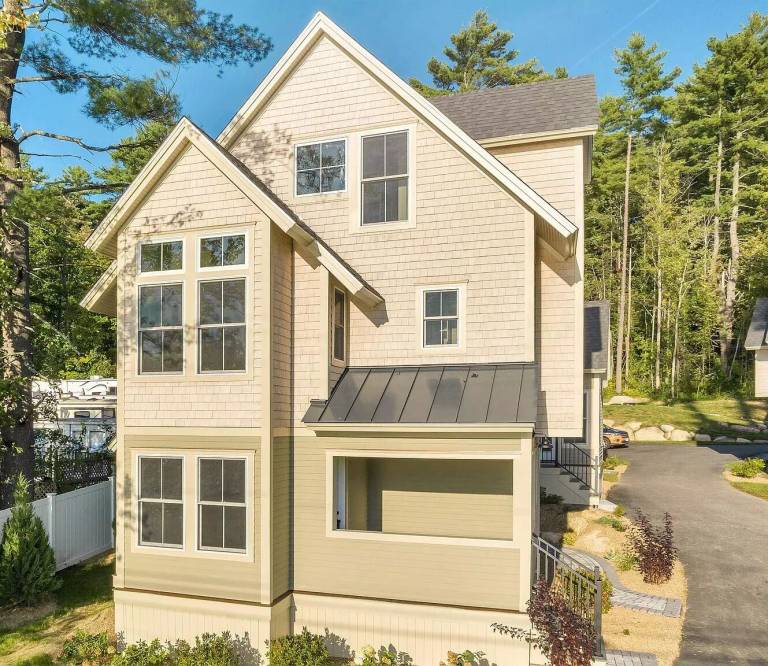 House Laconia