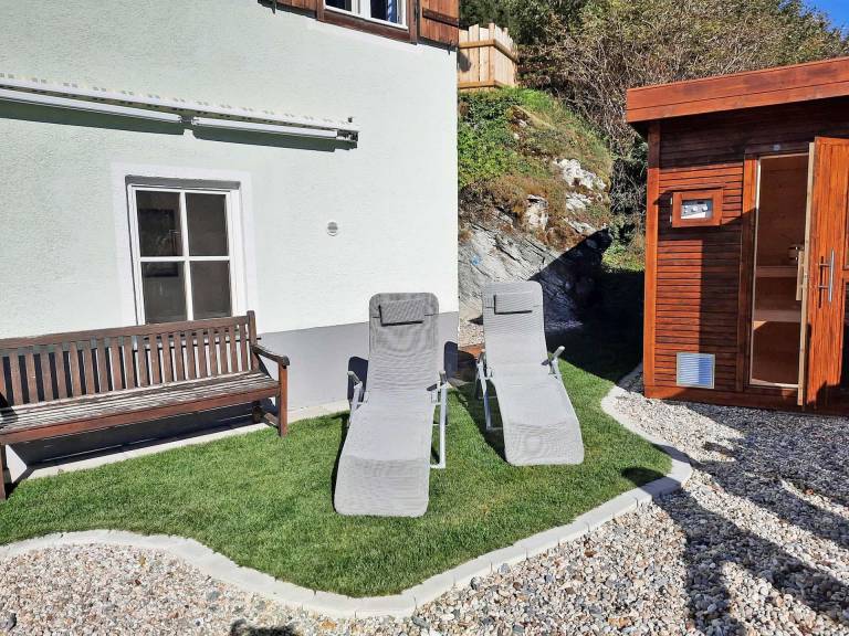 Vacation home with sauna, BBQ & garden — photo 5