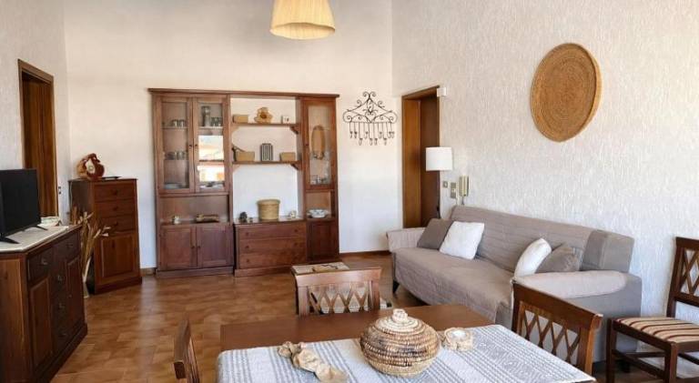 Holiday apartment with terrace — photo 2