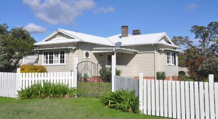 House  Tenterfield
