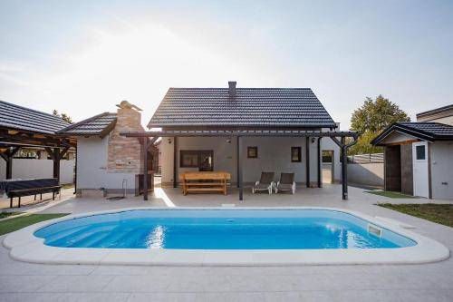 Vila  Vinkovci
