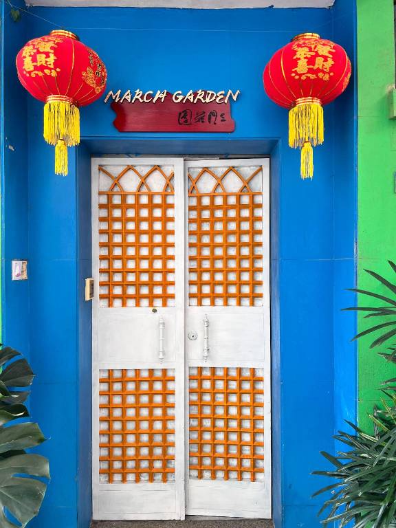 March Garden next to the Furniture Market in Foshan