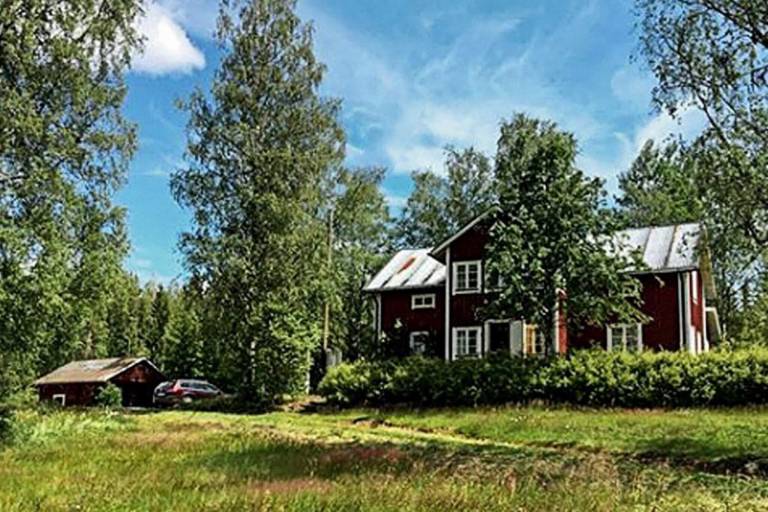 Wonderful vacation home with grill & yard | Pets are welcome — photo 5