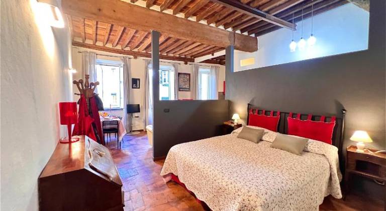 Charming rental apartment | Next to Lucca Cathedral | Pets are welcome in Lucca