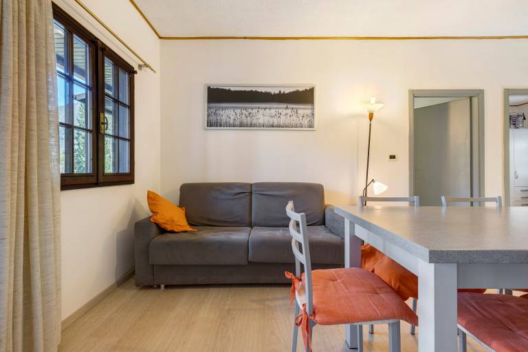 Apartment with patio | Mountain view — photo 5