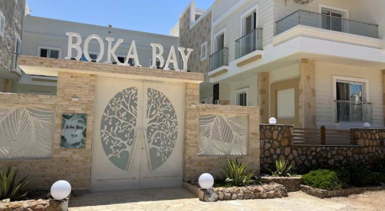 Rental apartment with barbecue, private pool & jacuzzi | Suitable for remote work | Pets are welcome — photo 2