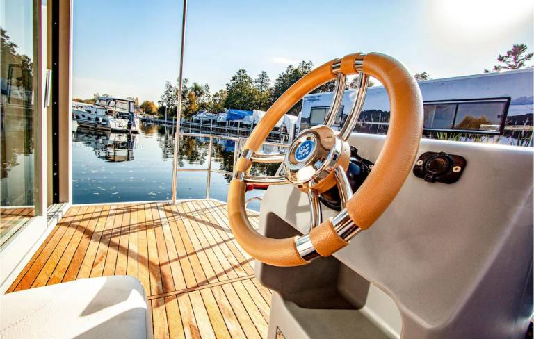 Hausboot Birkenwerder