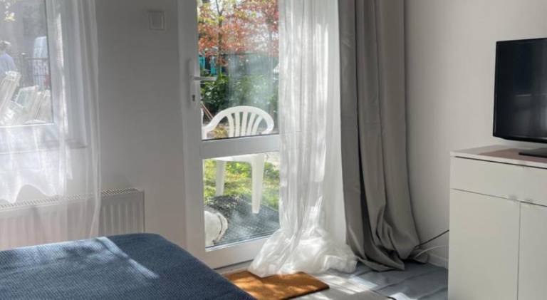 Nice holiday apartment with yard | Close to the beach | Dogs allowed in Gdynia