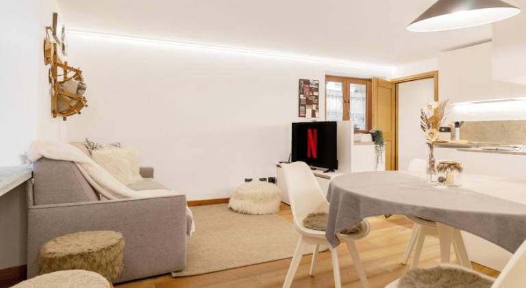 Holiday apartment with 1 room for 5 persons in La Thuile