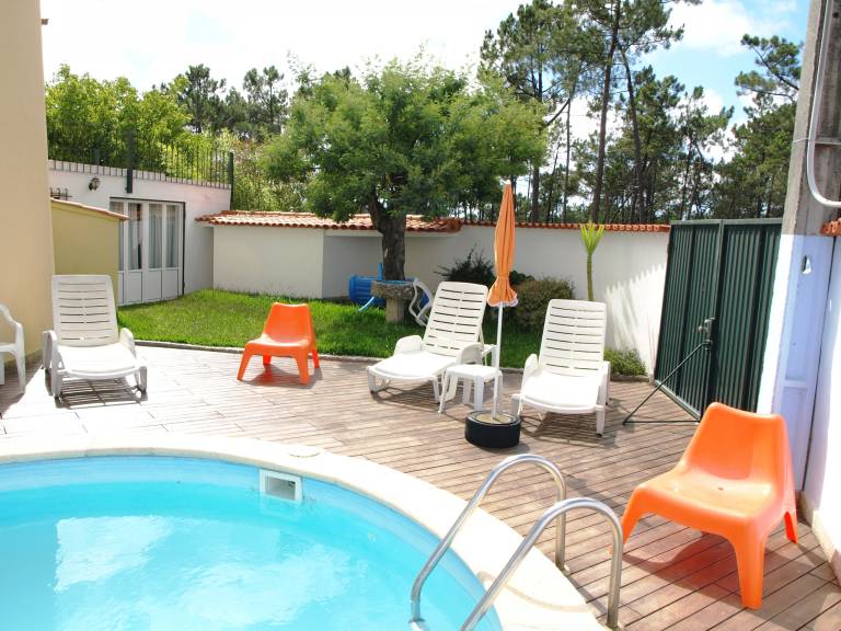 Fully equipped nice villa with patio, grill & private pool | Dogs allowed — photo 4