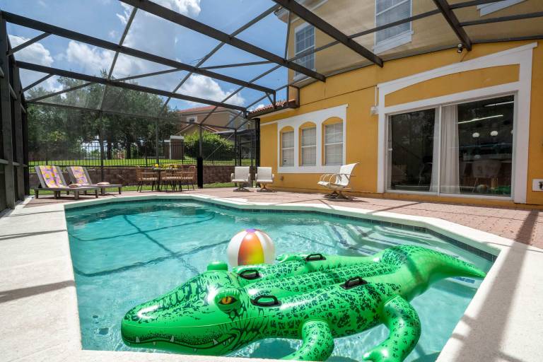 Modern Townhouse Near Disney w Private Pool 8523