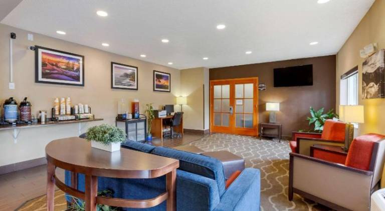 Comfort Inn Medford South — photo 2