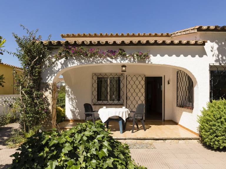 House with Private Pool in L'Escala, near Beach, sleeps 4 — photo 5