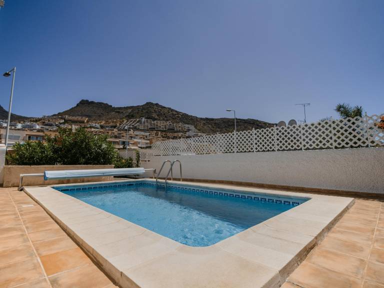 Villa with terrace, grill & private pool | Sea view — photo 4