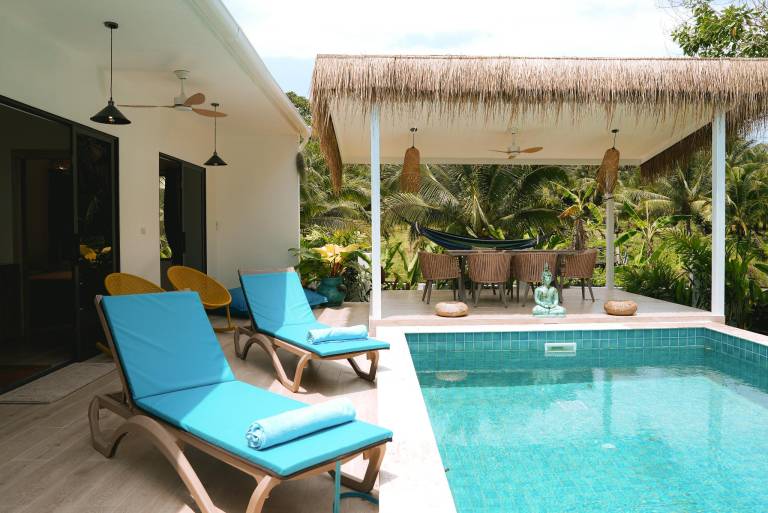 Villa with pool & yard in Ko Pha-ngan